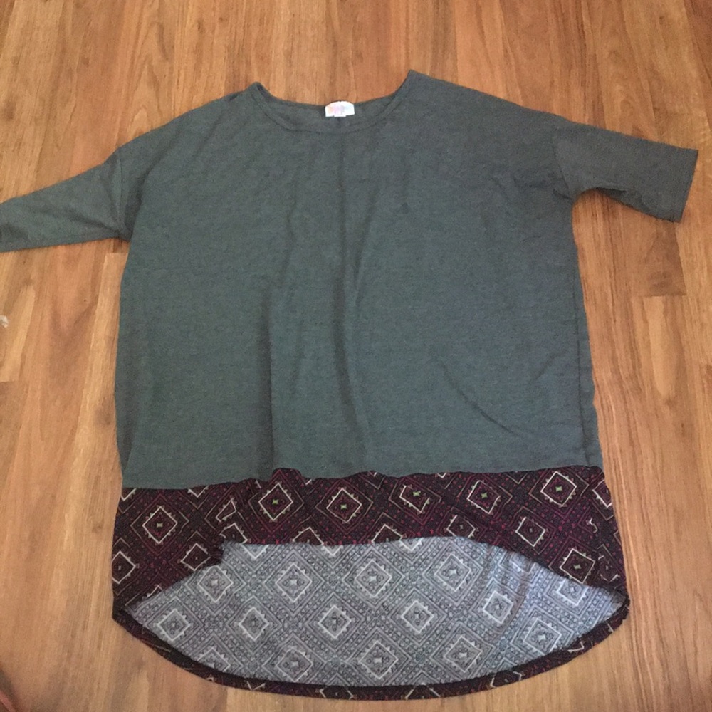 Lularoe Top Irma S